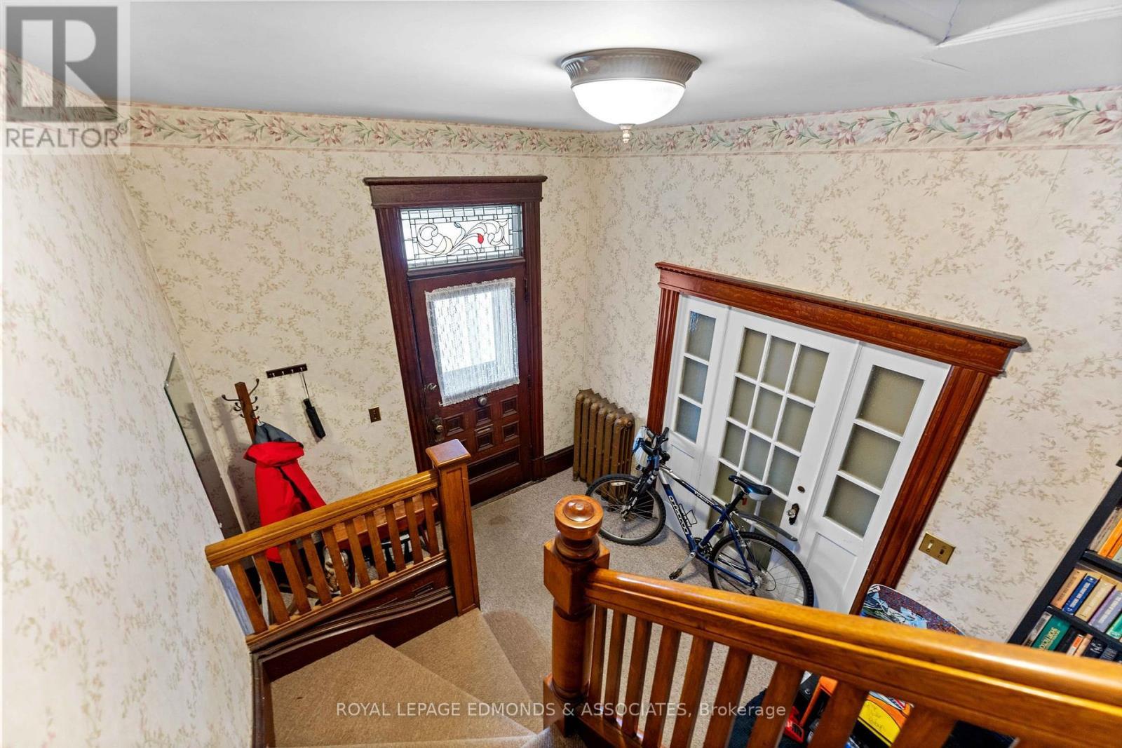 












54 ISABELLA STREET

,
Pembroke,




Ontario
K8A5S5

