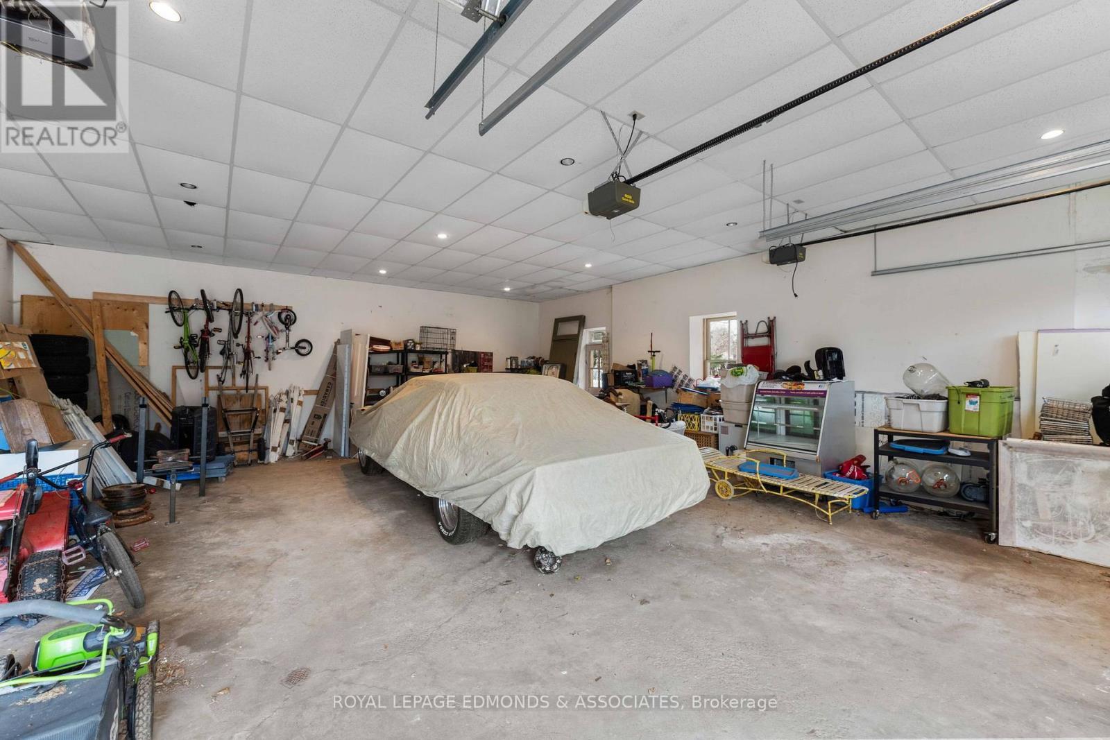 












54 ISABELLA STREET

,
Pembroke,




Ontario
K8A5S5

