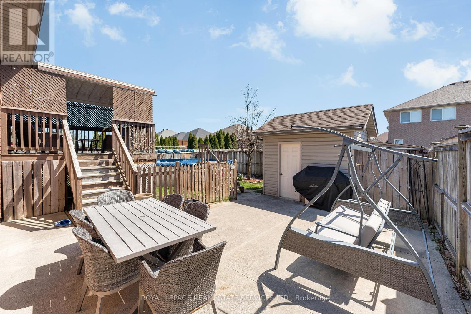 












185 AMY CROFT DRIVE

,
Lakeshore,




Ontario
N9K1E3

