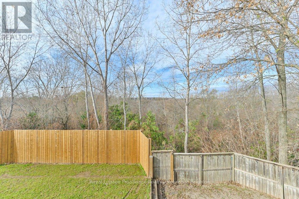 












48 FLEMING ROAD

,
Quinte West (Trenton Ward),




Ontario
K8V6P7

