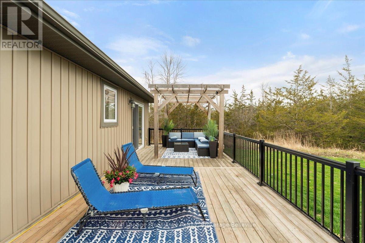 












264 GLEN MILLER ROAD

,
Quinte West (Sidney Ward),




Ontario
K8V5P8

