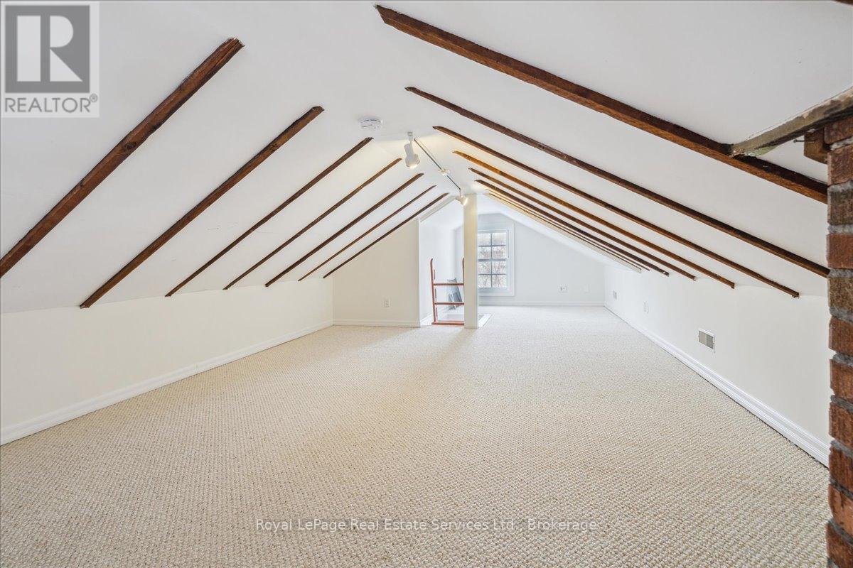 












213 RANDALL STREET

,
Oakville (OO Old Oakville),




Ontario
L6J1P5

