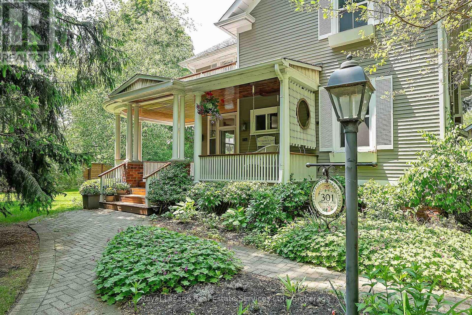 












301 PALMER AVENUE

,
Oakville (OO Old Oakville),




Ontario
L6J1T2

