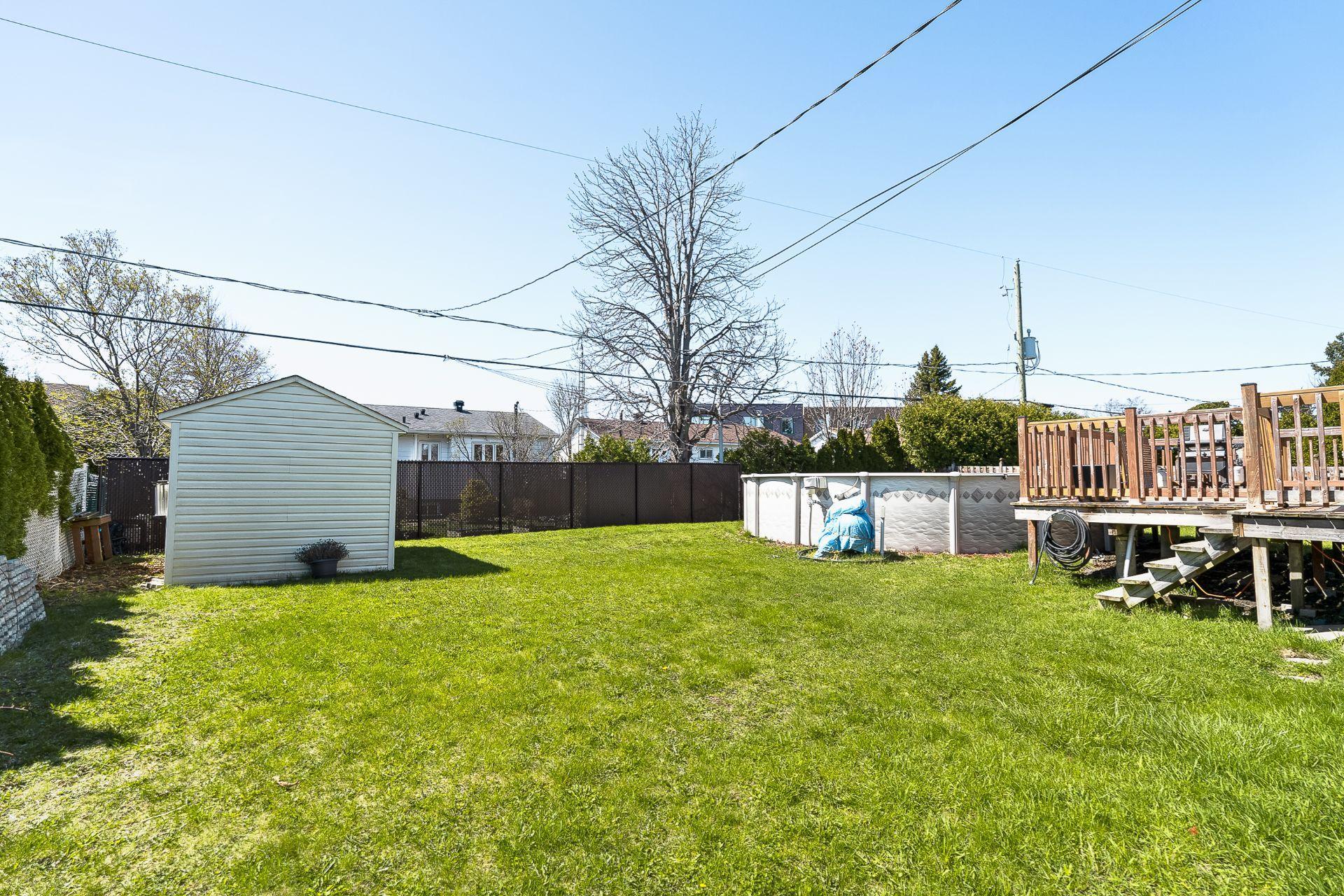 









754


Rue Golbourn

,
Longueuil (Greenfield Park),




QC
J4V3H3

