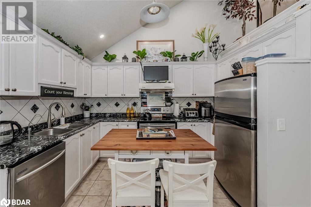 












84 PORTER Court

,
Guelph,




Ontario
N1L1L8

