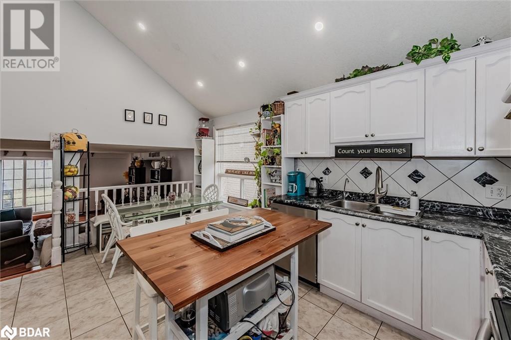 












84 PORTER Court

,
Guelph,




Ontario
N1L1L8

