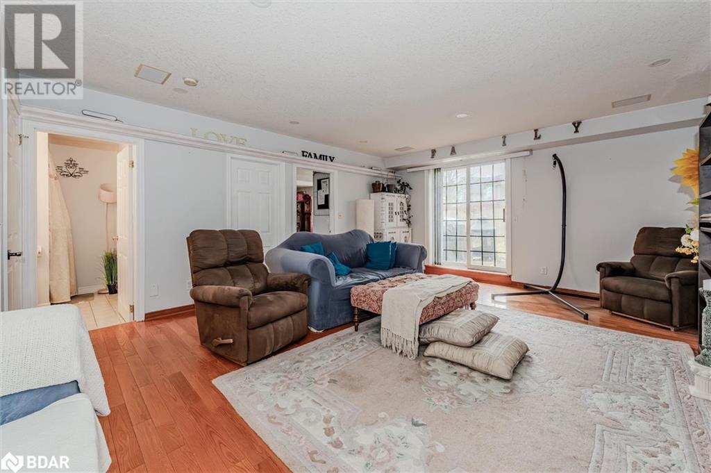 












84 PORTER Court

,
Guelph,




Ontario
N1L1L8

