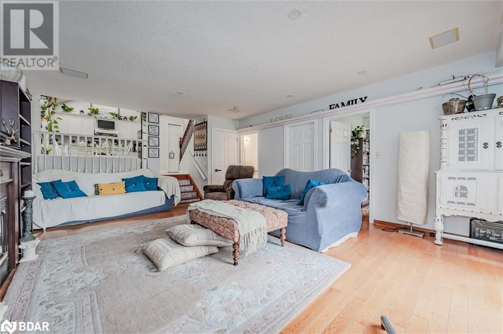 












84 PORTER Court

,
Guelph,




Ontario
N1L1L8

