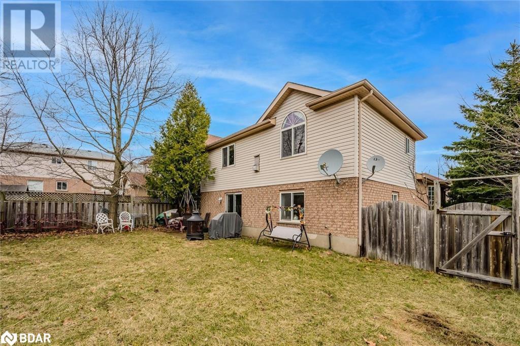 












84 PORTER Court

,
Guelph,




Ontario
N1L1L8

