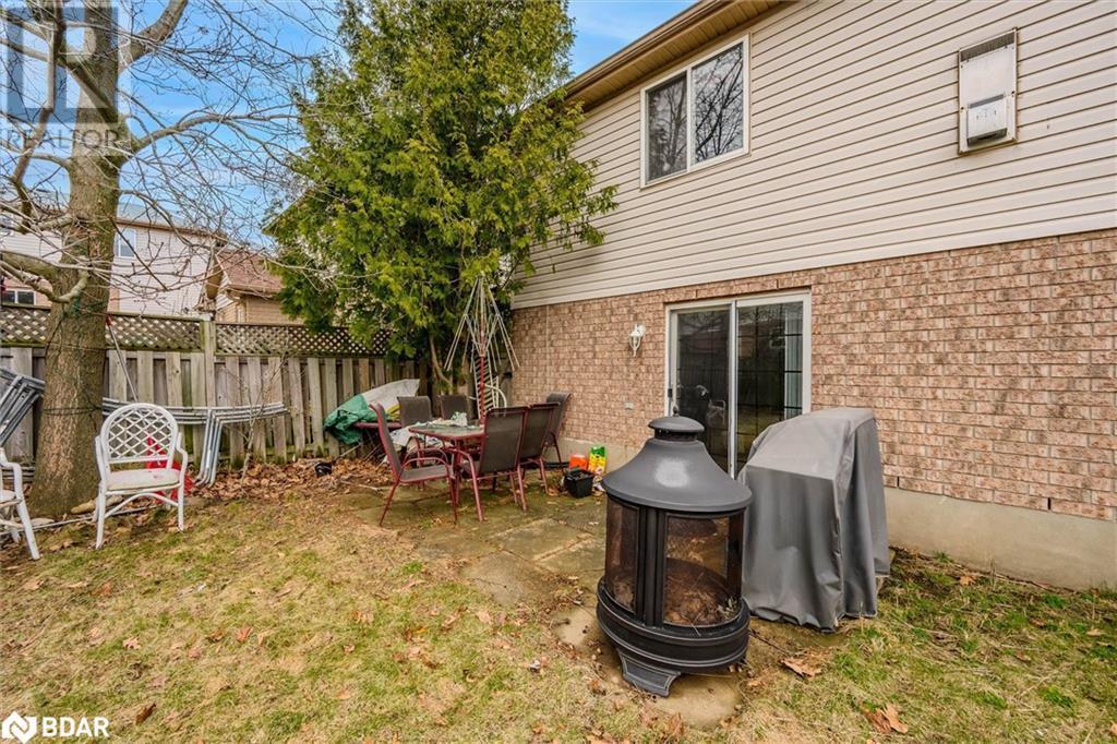 












84 PORTER Court

,
Guelph,




Ontario
N1L1L8

