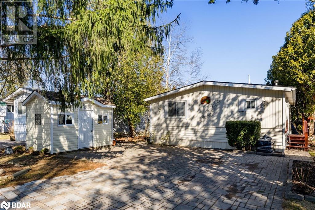 












13 BUSH Lane

,
Puslinch,




Ontario
N0B2J0

