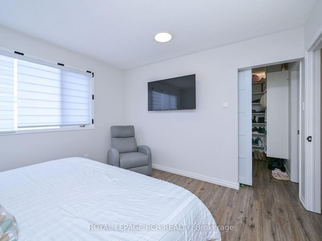 









91


Green Briar

Road,
New Tecumseth,




ON
L9R 1S3

