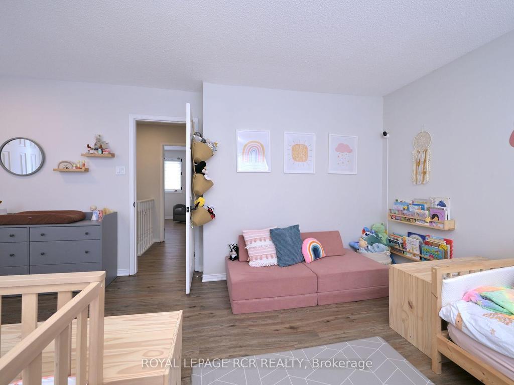 









91


Green Briar

Road,
New Tecumseth,




ON
L9R 1S3

