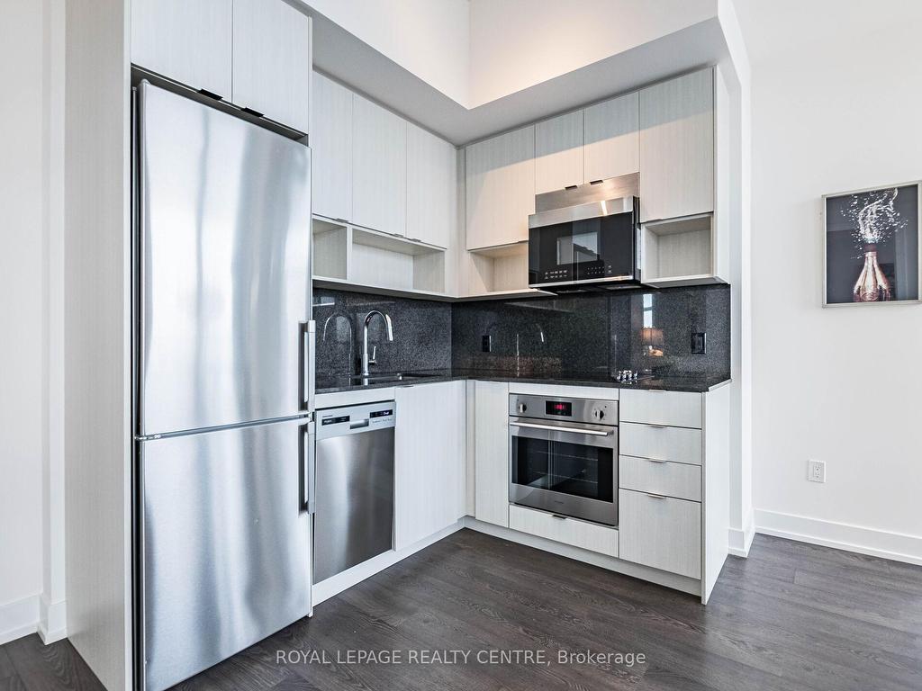 









9


Mabelle

Avenue, PH25,
Toronto,




ON
M9A 0E1

