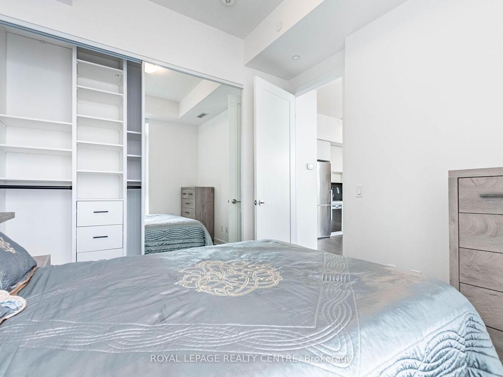 









9


Mabelle

Avenue, PH25,
Toronto,




ON
M9A 0E1

