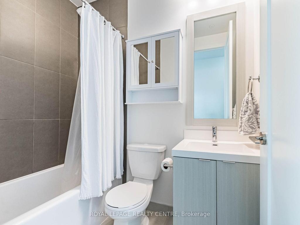 









9


Mabelle

Avenue, PH25,
Toronto,




ON
M9A 0E1

