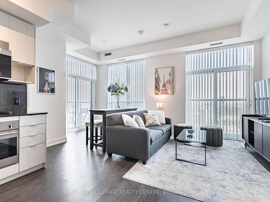 









9


Mabelle

Avenue, PH25,
Toronto,




ON
M9A 0E1

