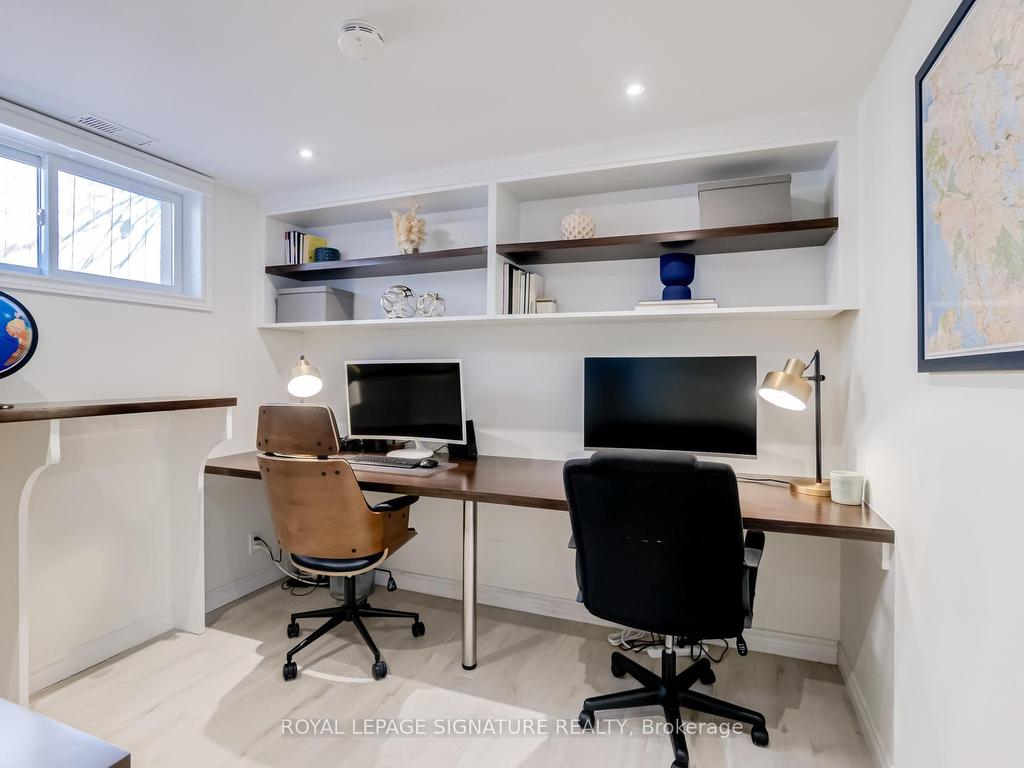 









71


Roseland

Drive,
Toronto,




ON
M8W 1Y4

