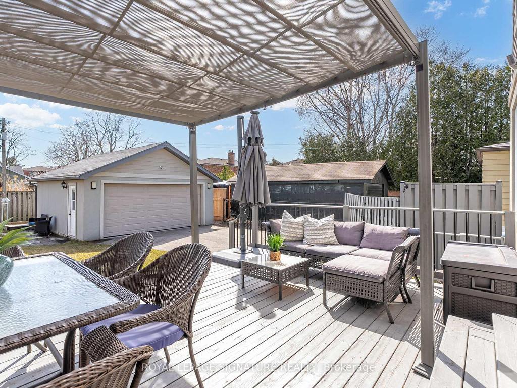 









71


Roseland

Drive,
Toronto,




ON
M8W 1Y4

