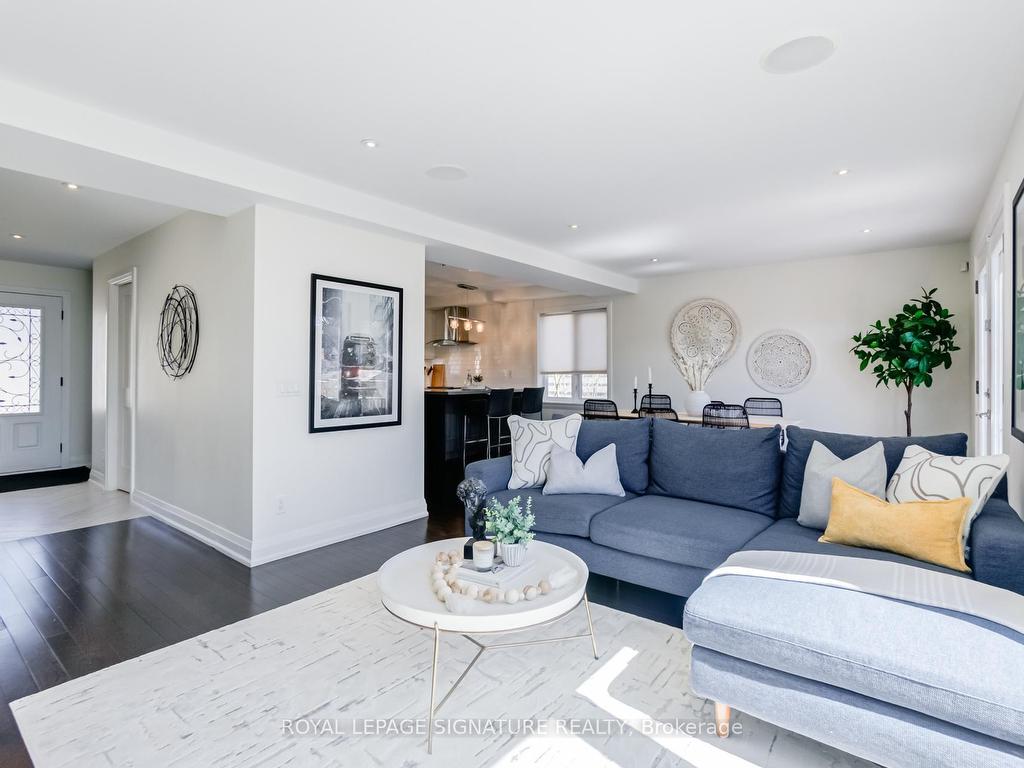 









71


Roseland

Drive,
Toronto,




ON
M8W 1Y4


