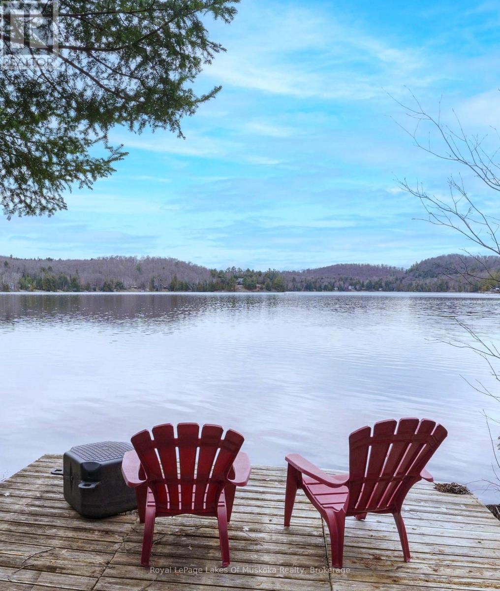 












1257 PAINT LAKE ROAD

,
Lake of Bays (Ridout),




Ontario
P0A1E0

