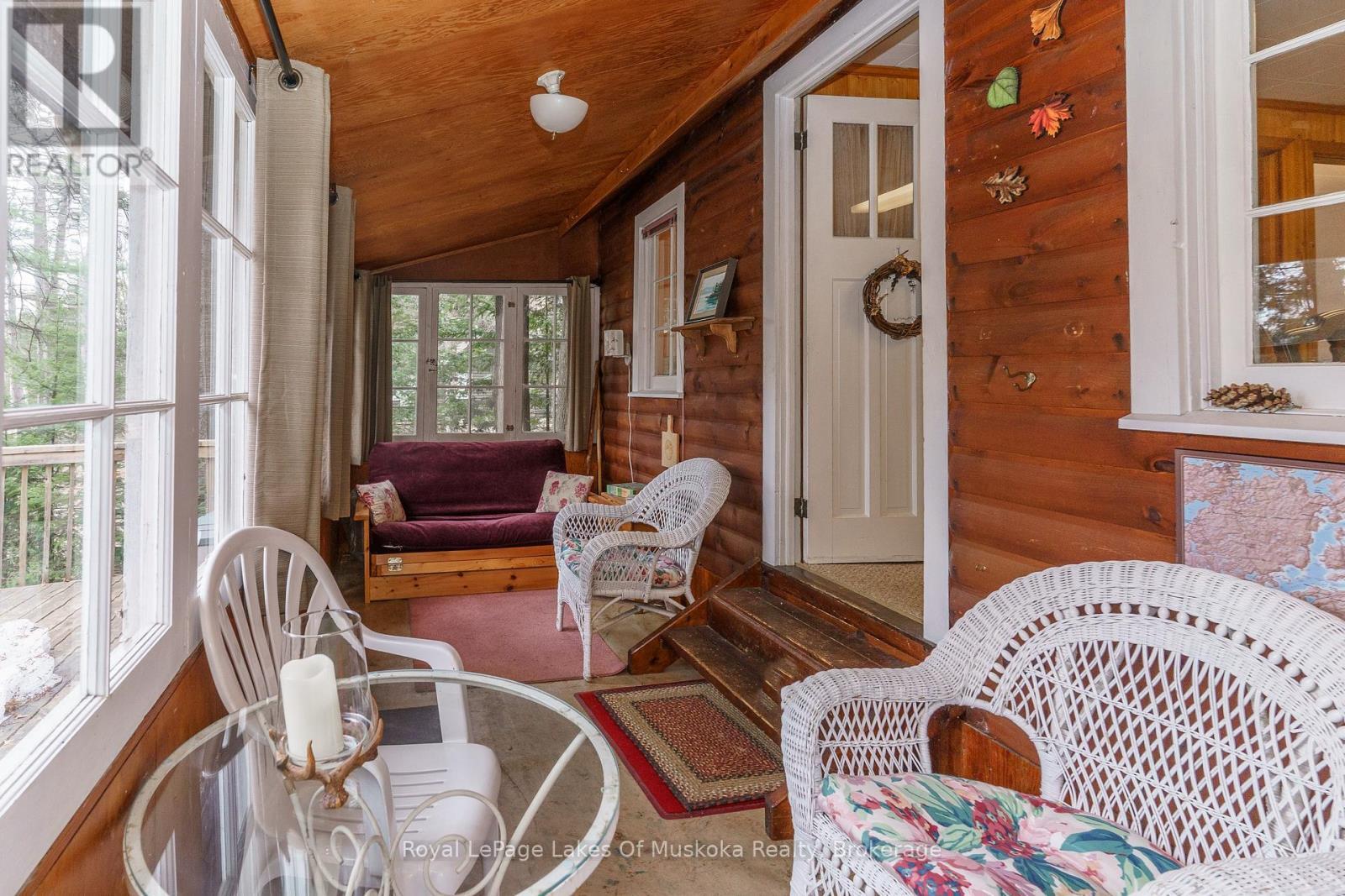 












1257 PAINT LAKE ROAD

,
Lake of Bays (Ridout),




Ontario
P0A1E0

