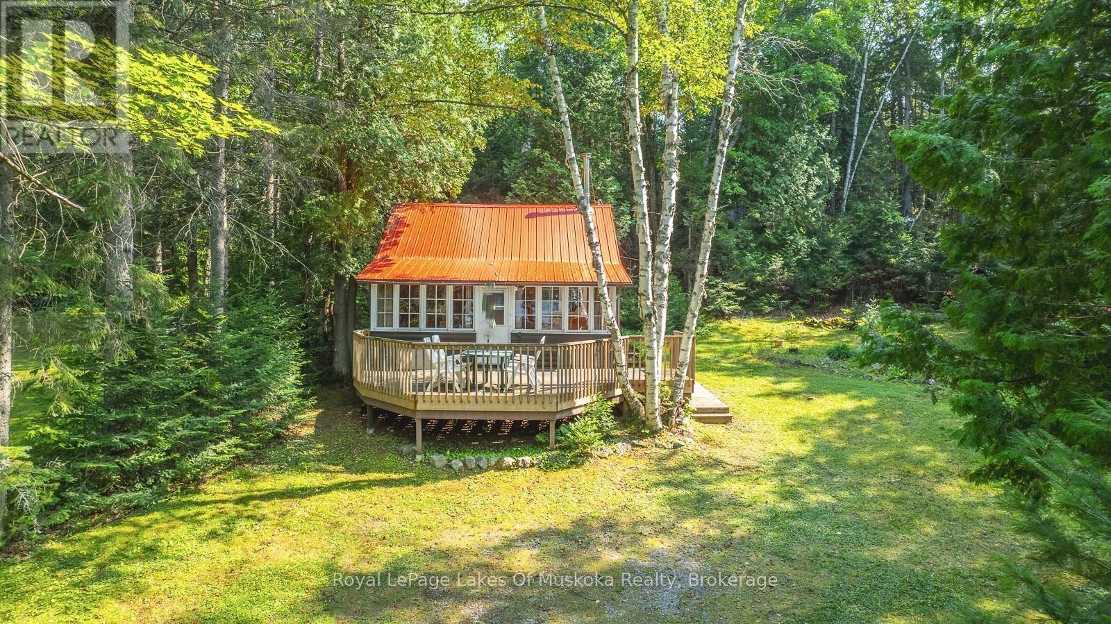 












1257 PAINT LAKE ROAD

,
Lake of Bays (Ridout),




Ontario
P0A1E0

