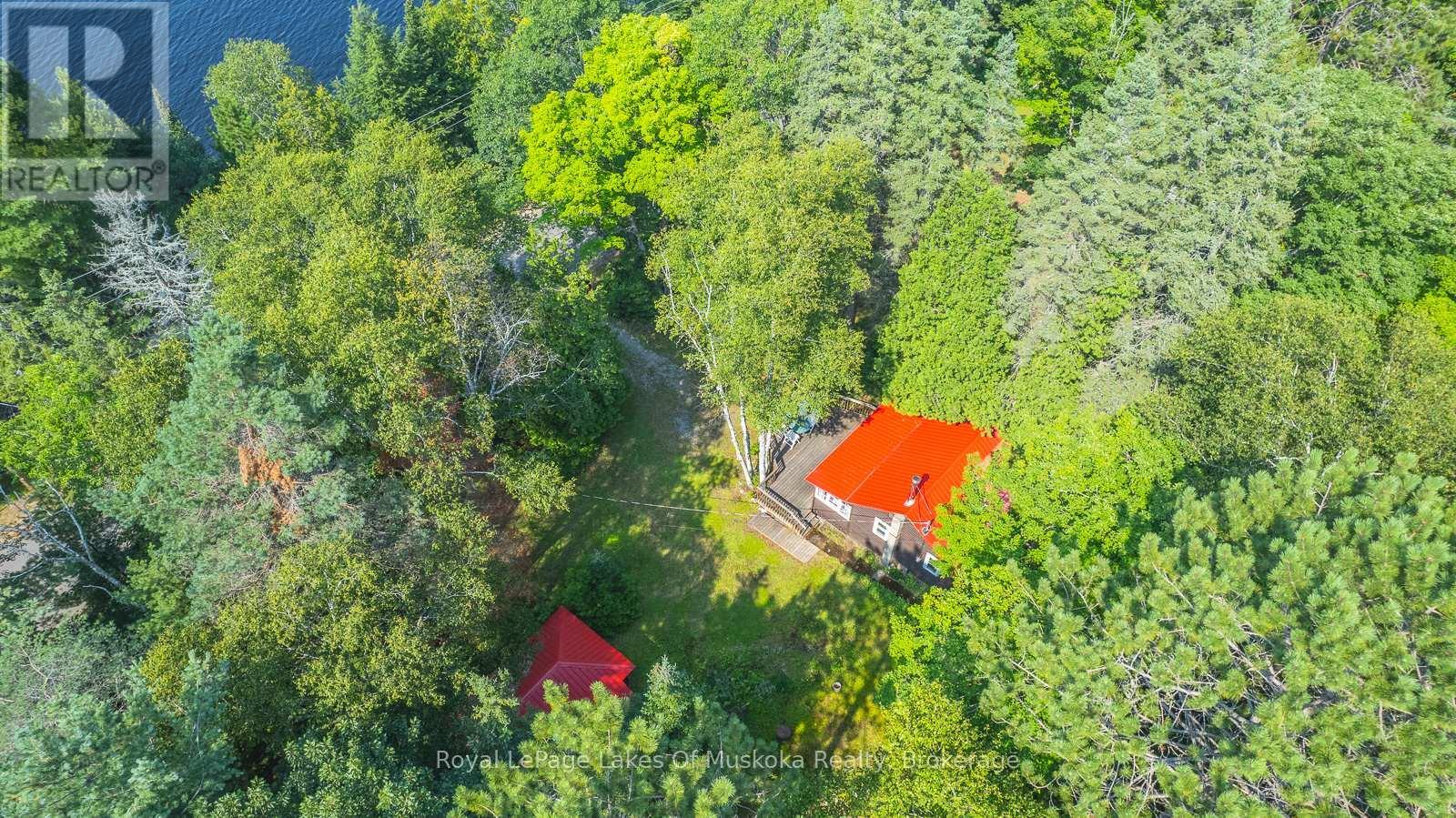 












1257 PAINT LAKE ROAD

,
Lake of Bays (Ridout),




Ontario
P0A1E0

