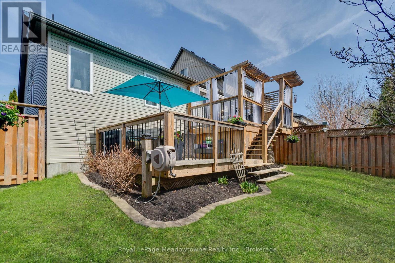 












14 ATTO DRIVE

,
Guelph (Victoria North),




Ontario
N1E0E4

