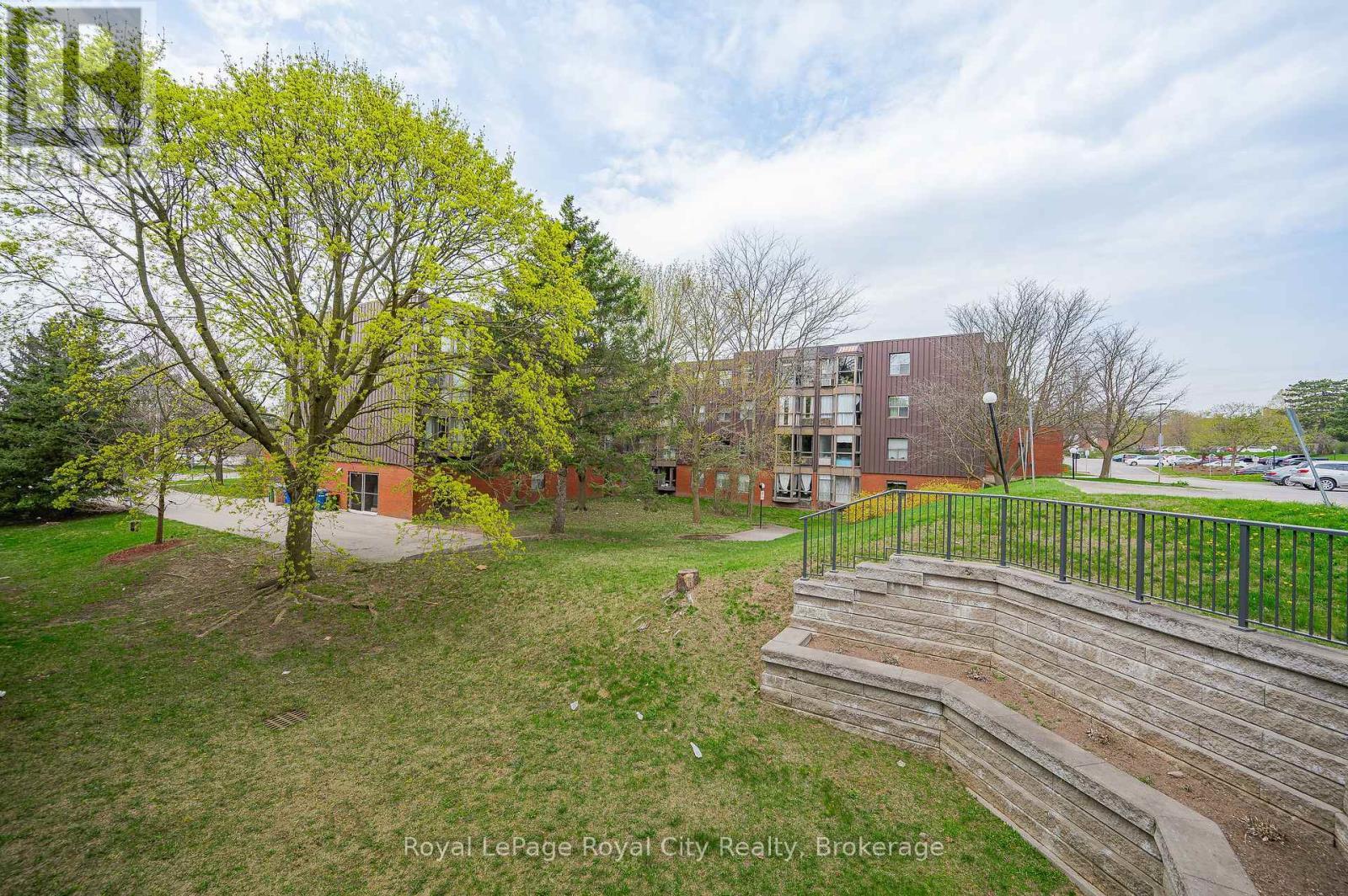 












208 - 75 SILVERCREEK PARKWAY N

,
Guelph (Junction/Onward Willow),




Ontario
N1H7R9

