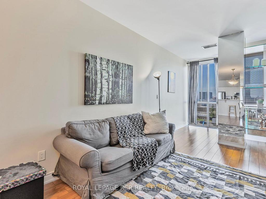 









10


Gateway

Boulevard, 521,
Toronto,




ON
M3C 3A1

