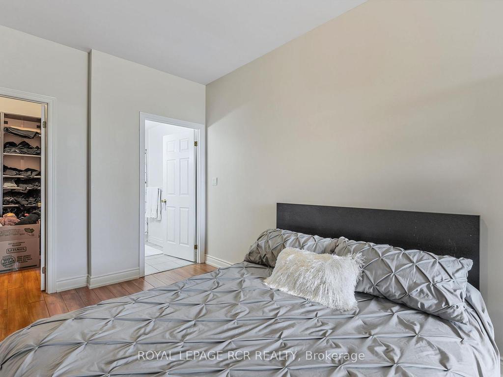









10


Gateway

Boulevard, 521,
Toronto,




ON
M3C 3A1


