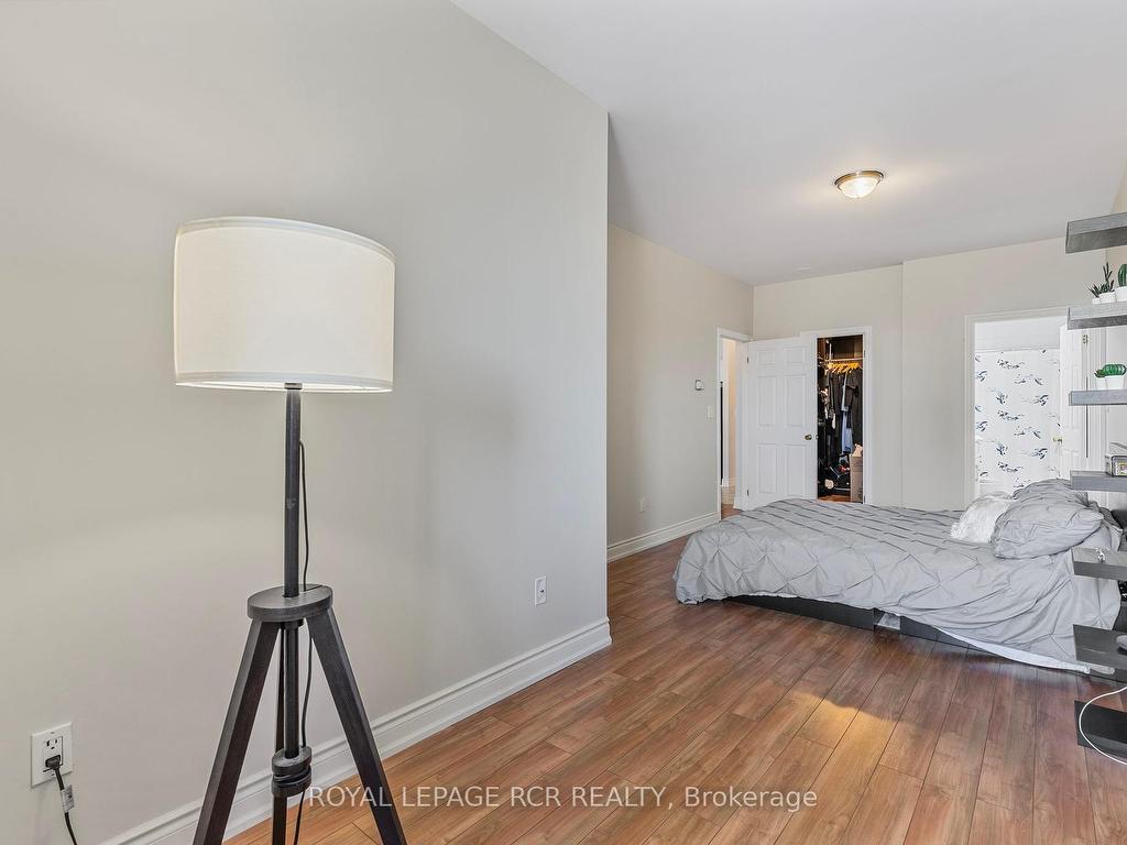 









10


Gateway

Boulevard, 521,
Toronto,




ON
M3C 3A1

