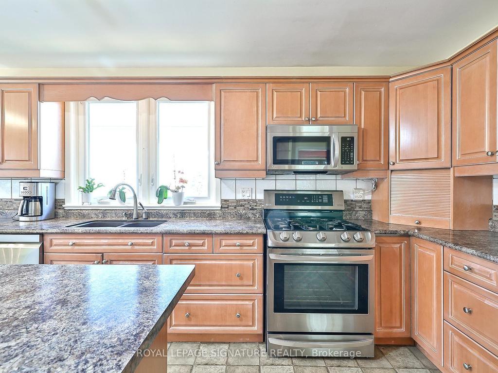 









3545


Twinmaple

Drive,
Mississauga,




ON
L4Y 3P9

