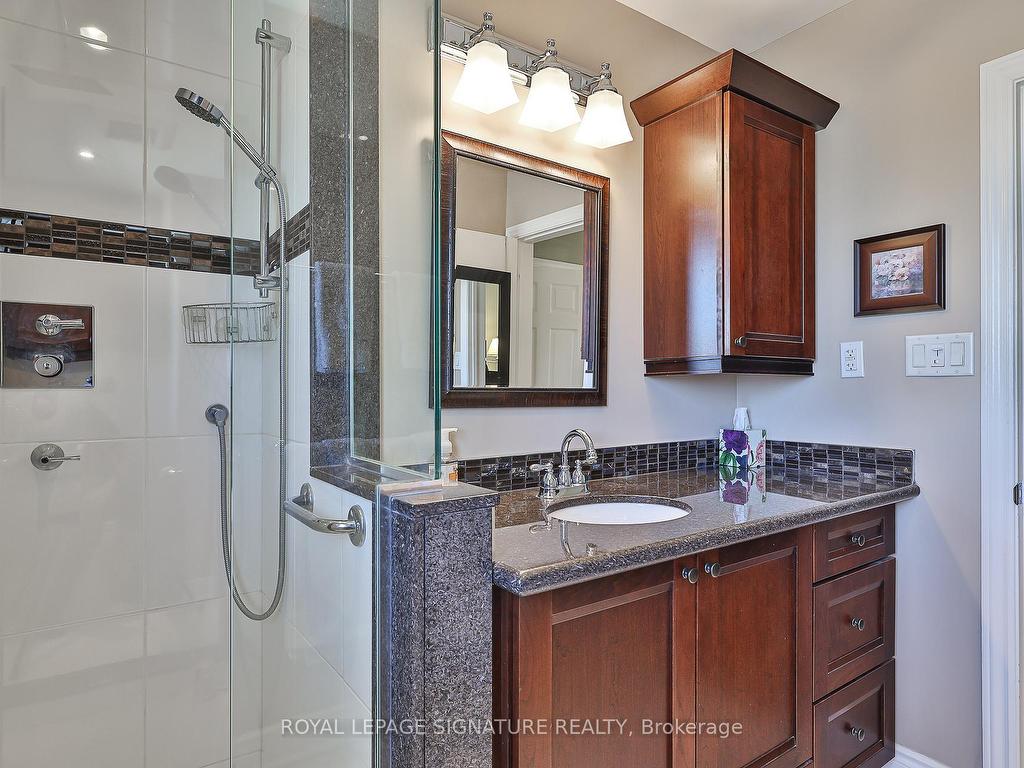 









3545


Twinmaple

Drive,
Mississauga,




ON
L4Y 3P9

