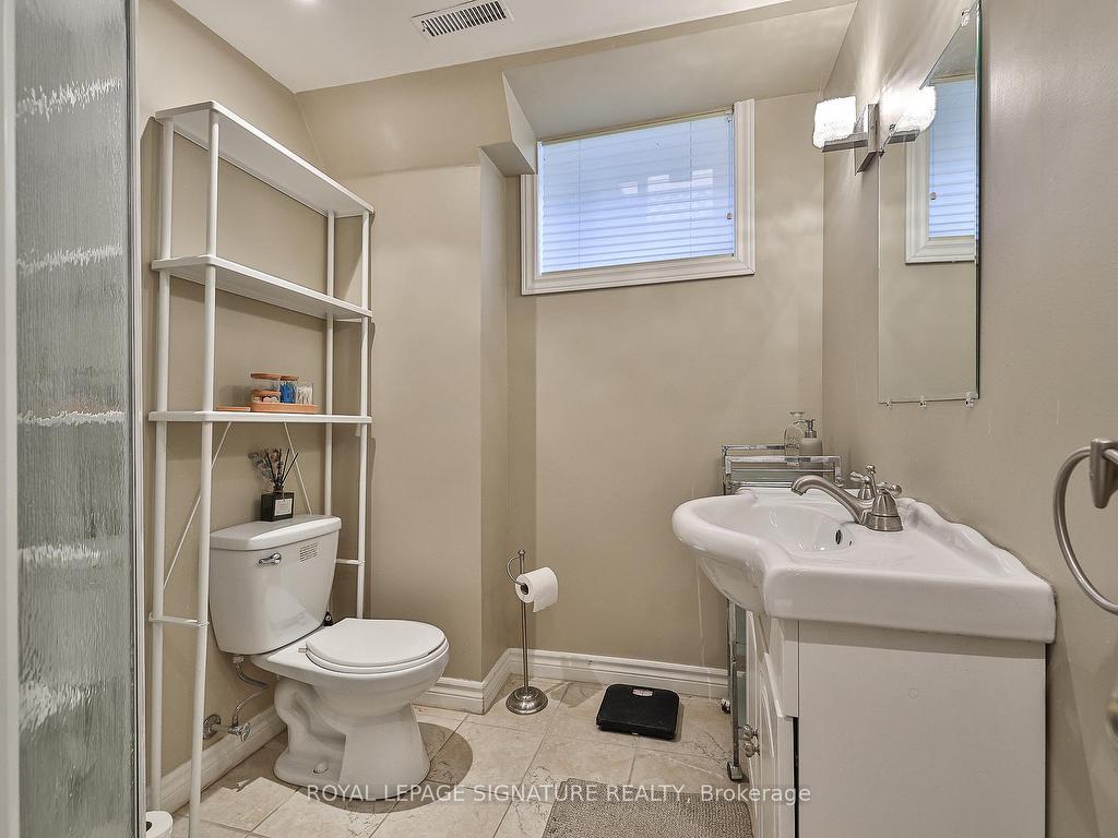 









3545


Twinmaple

Drive,
Mississauga,




ON
L4Y 3P9

