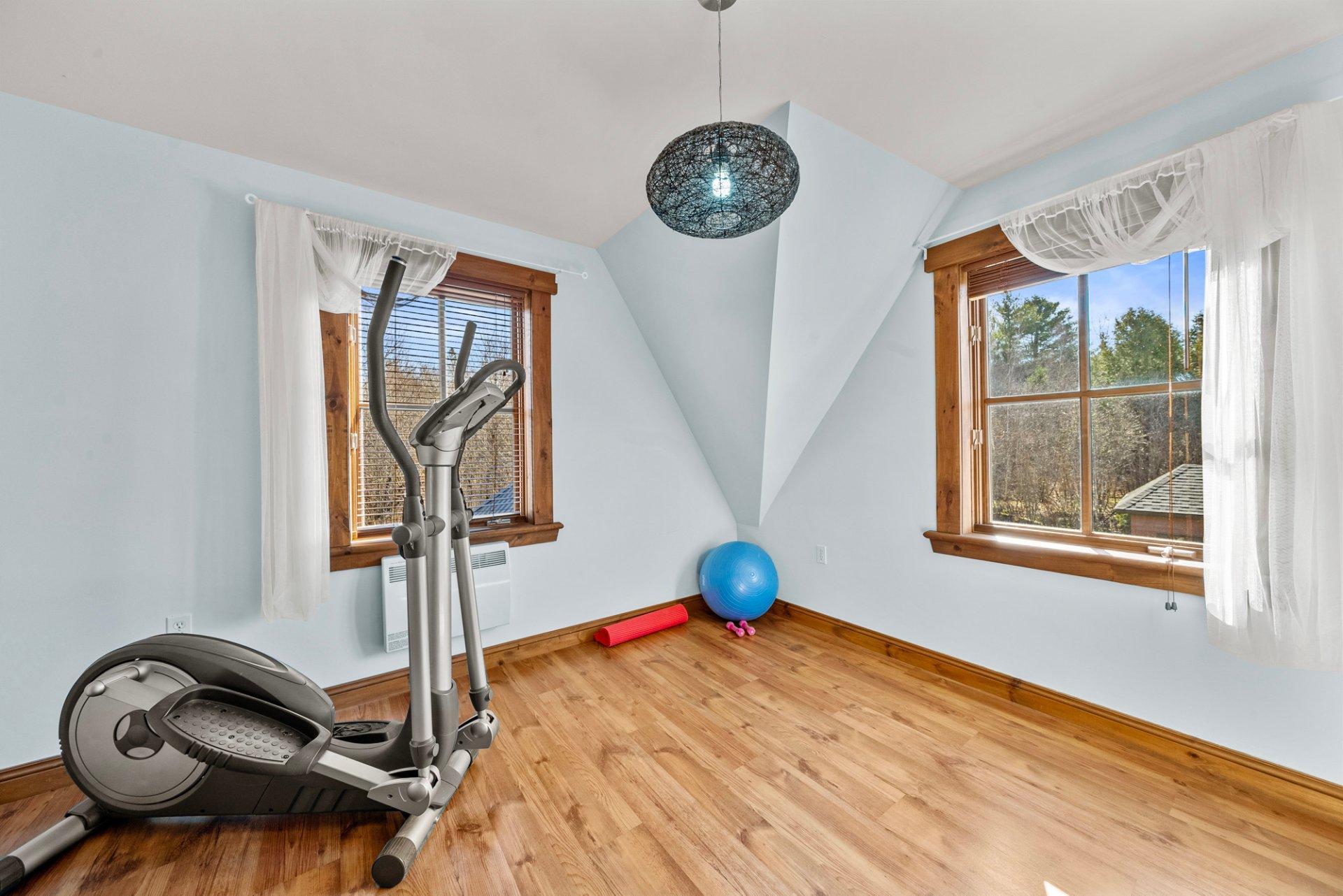 









60


Rue de la Baronne

,
Stoke,




QC
J0B3G0

