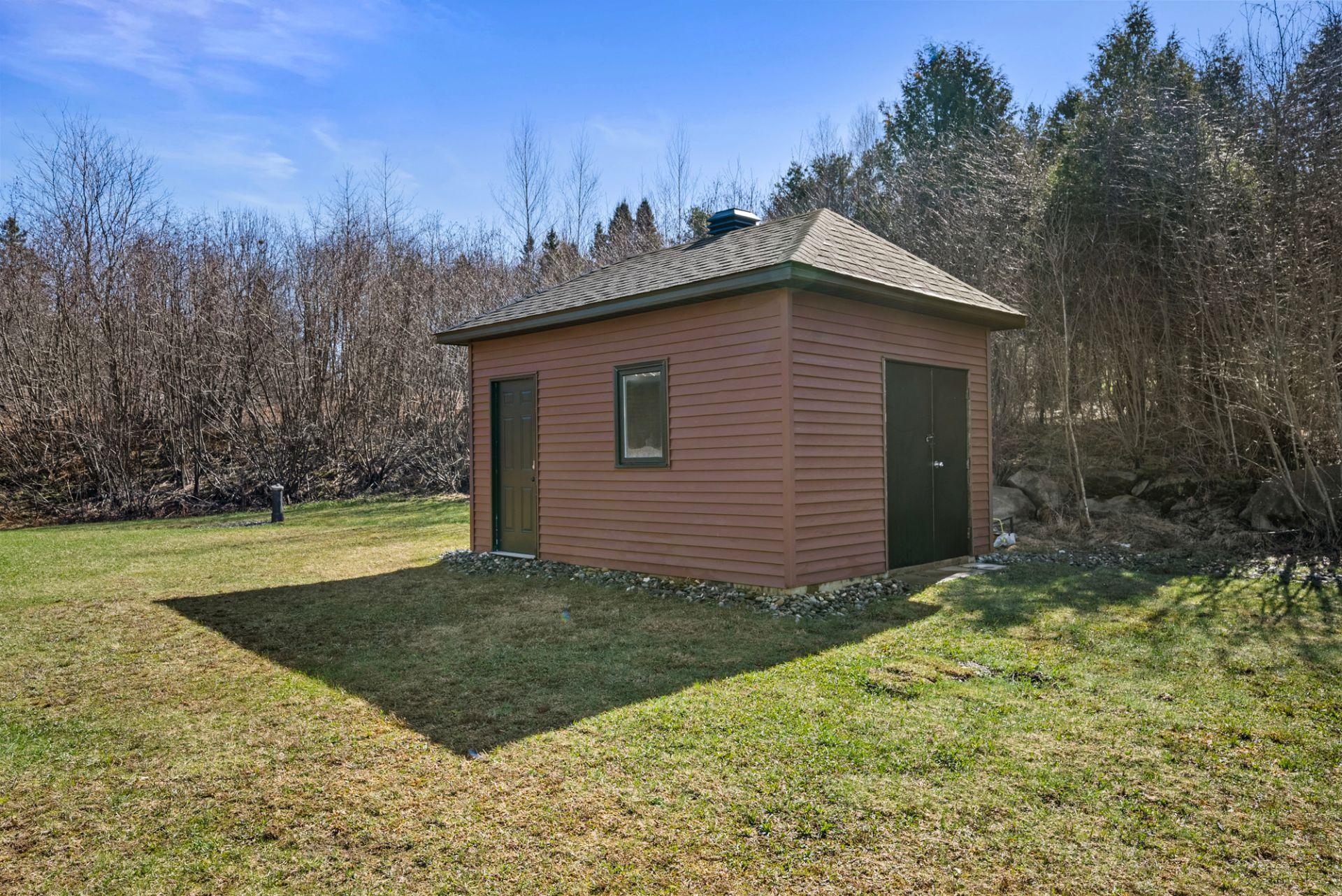 









60


Rue de la Baronne

,
Stoke,




QC
J0B3G0

