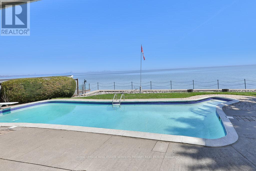 












1460 WATERSEDGE ROAD

,
Mississauga,




Ontario
L5J1A4

