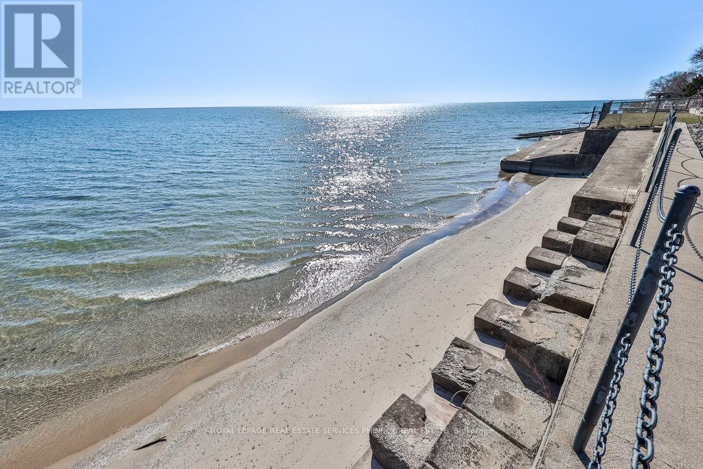 












1460 WATERSEDGE ROAD

,
Mississauga,




Ontario
L5J1A4

