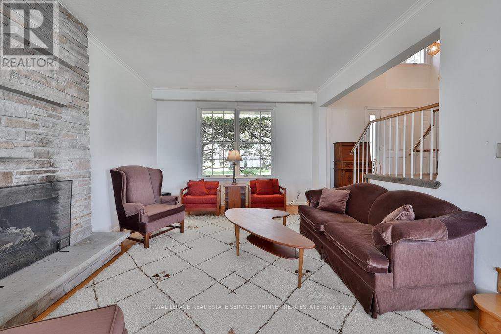 












1460 WATERSEDGE ROAD

,
Mississauga,




Ontario
L5J1A4

