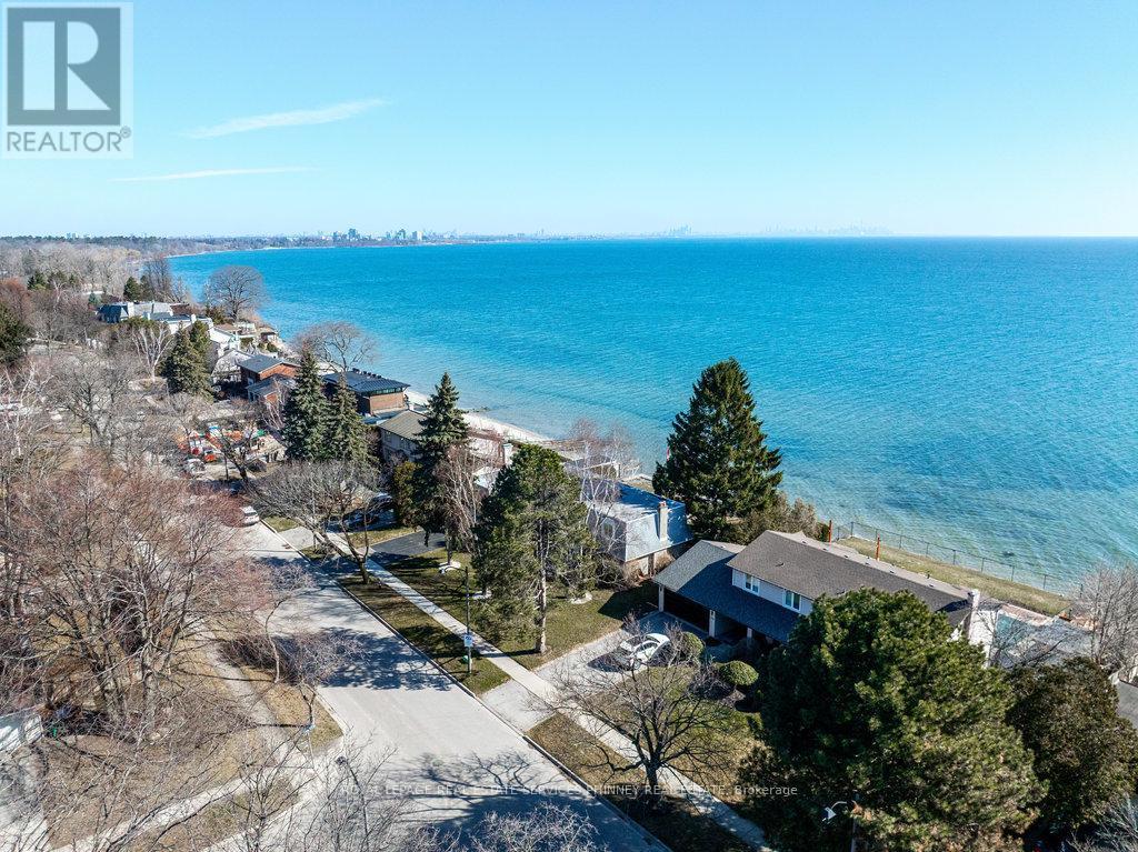 












1460 WATERSEDGE ROAD

,
Mississauga,




Ontario
L5J1A4

