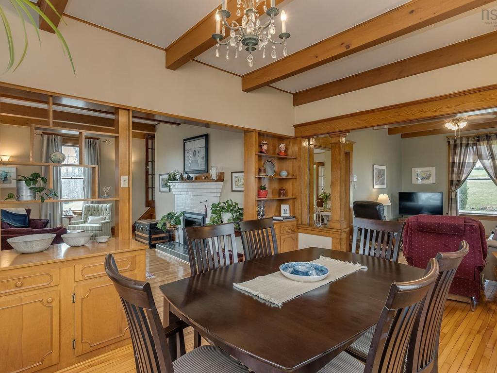












220 Alexander Street

,
Windsor,




NS
B0N 2T0

