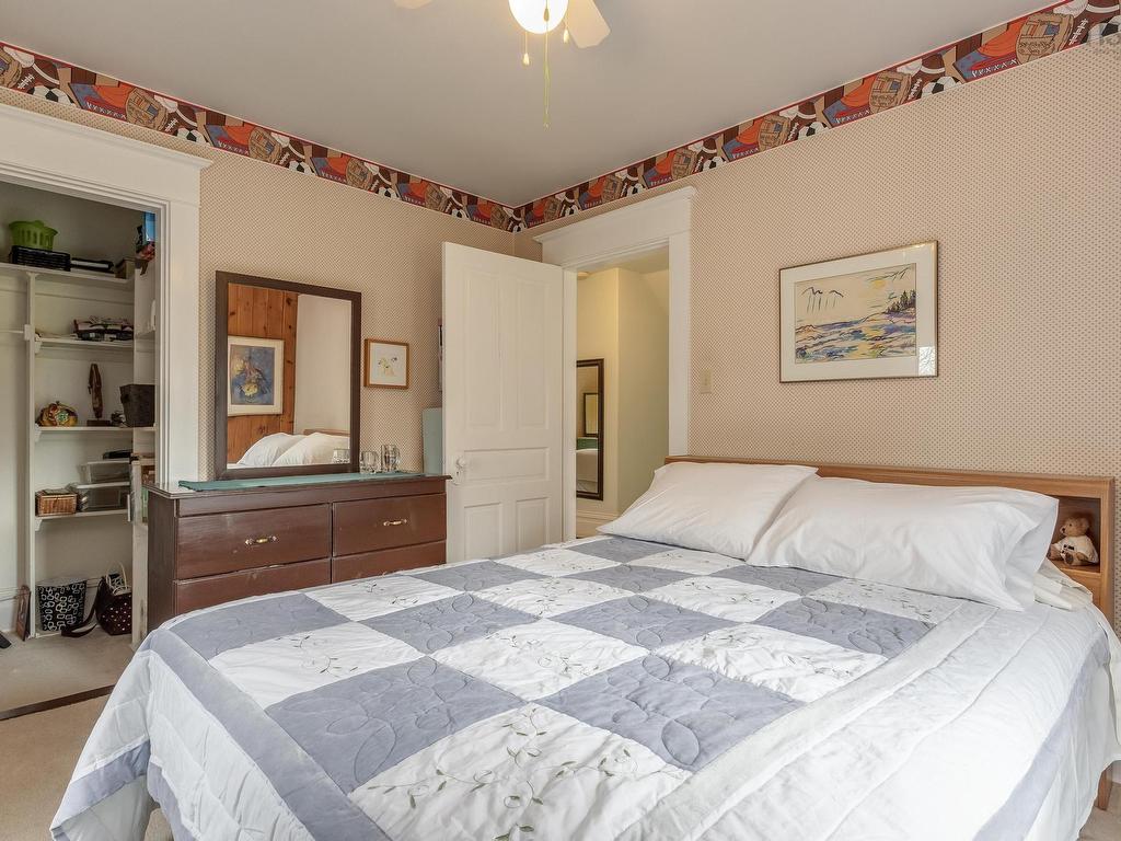 












220 Alexander Street

,
Windsor,




NS
B0N 2T0

