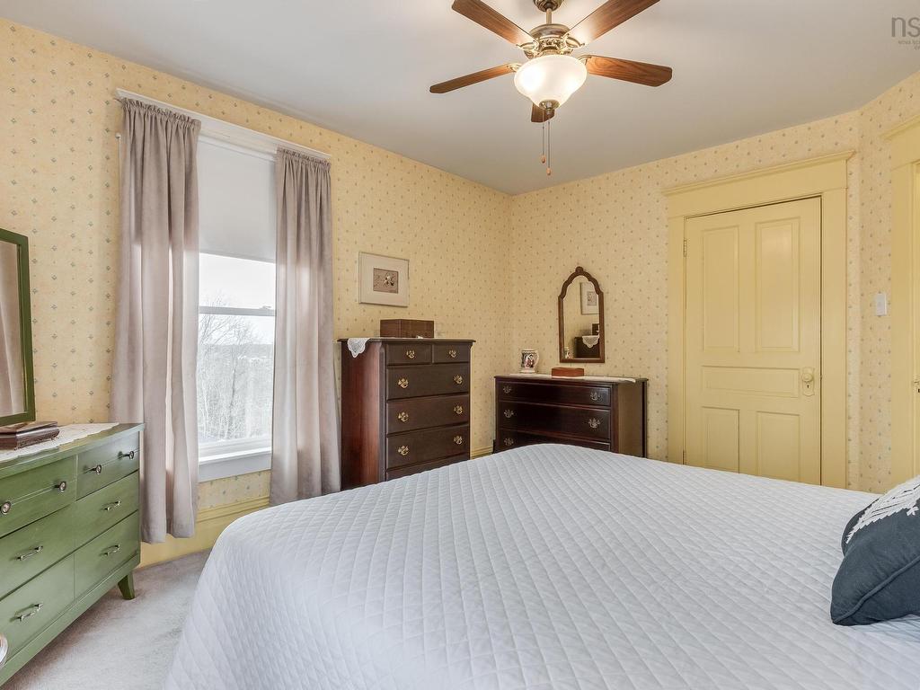 












220 Alexander Street

,
Windsor,




NS
B0N 2T0

