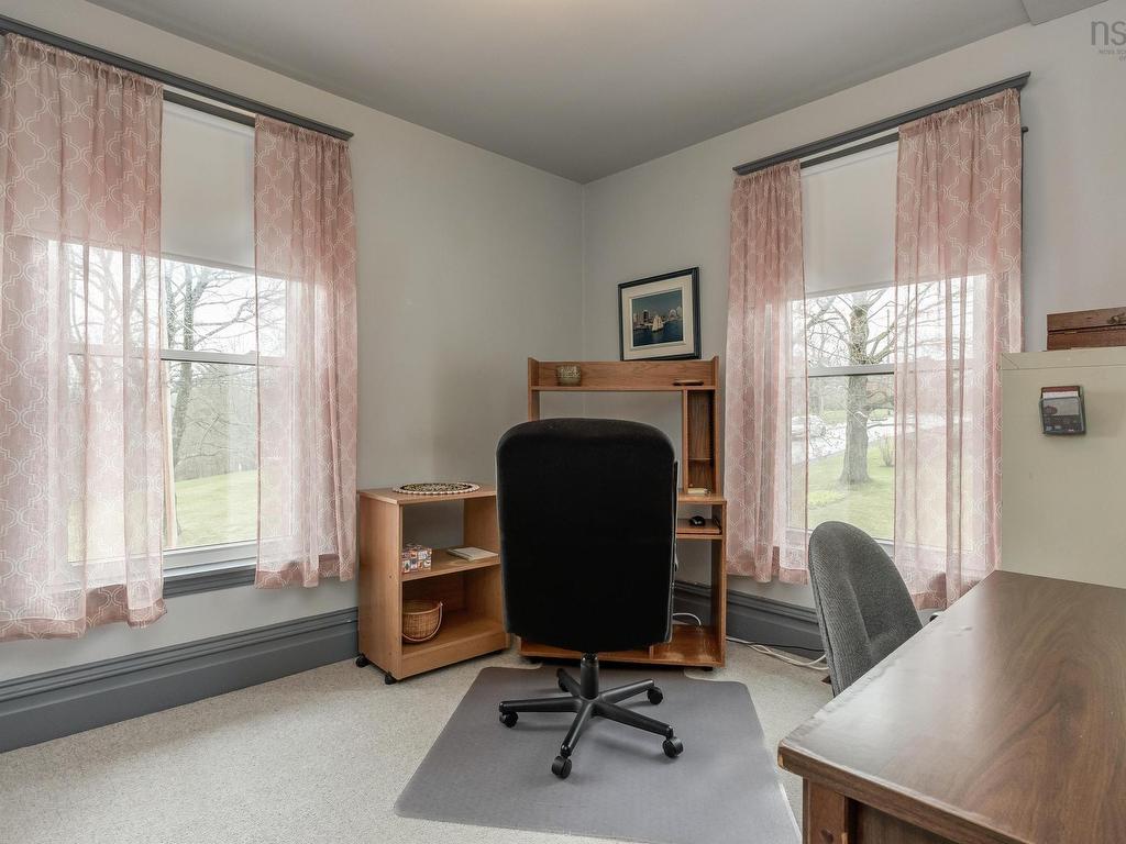












220 Alexander Street

,
Windsor,




NS
B0N 2T0

