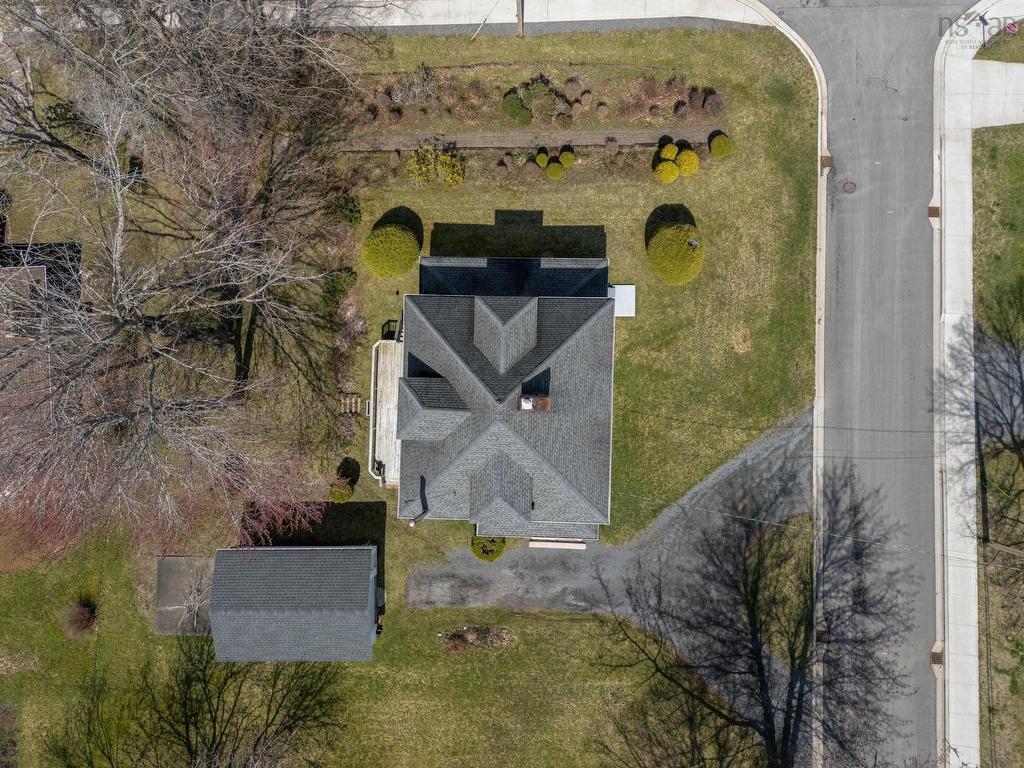 












220 Alexander Street

,
Windsor,




NS
B0N 2T0

