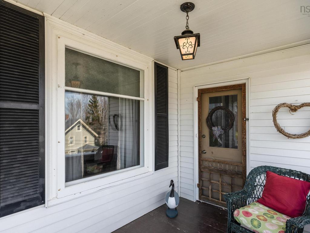 












220 Alexander Street

,
Windsor,




NS
B0N 2T0

