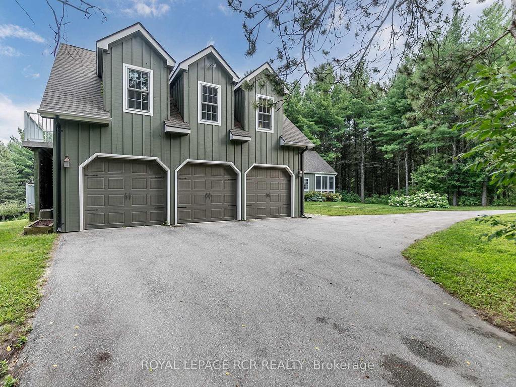 









428510


25th

Side Road,
Mono,




ON
L9V 1G4

