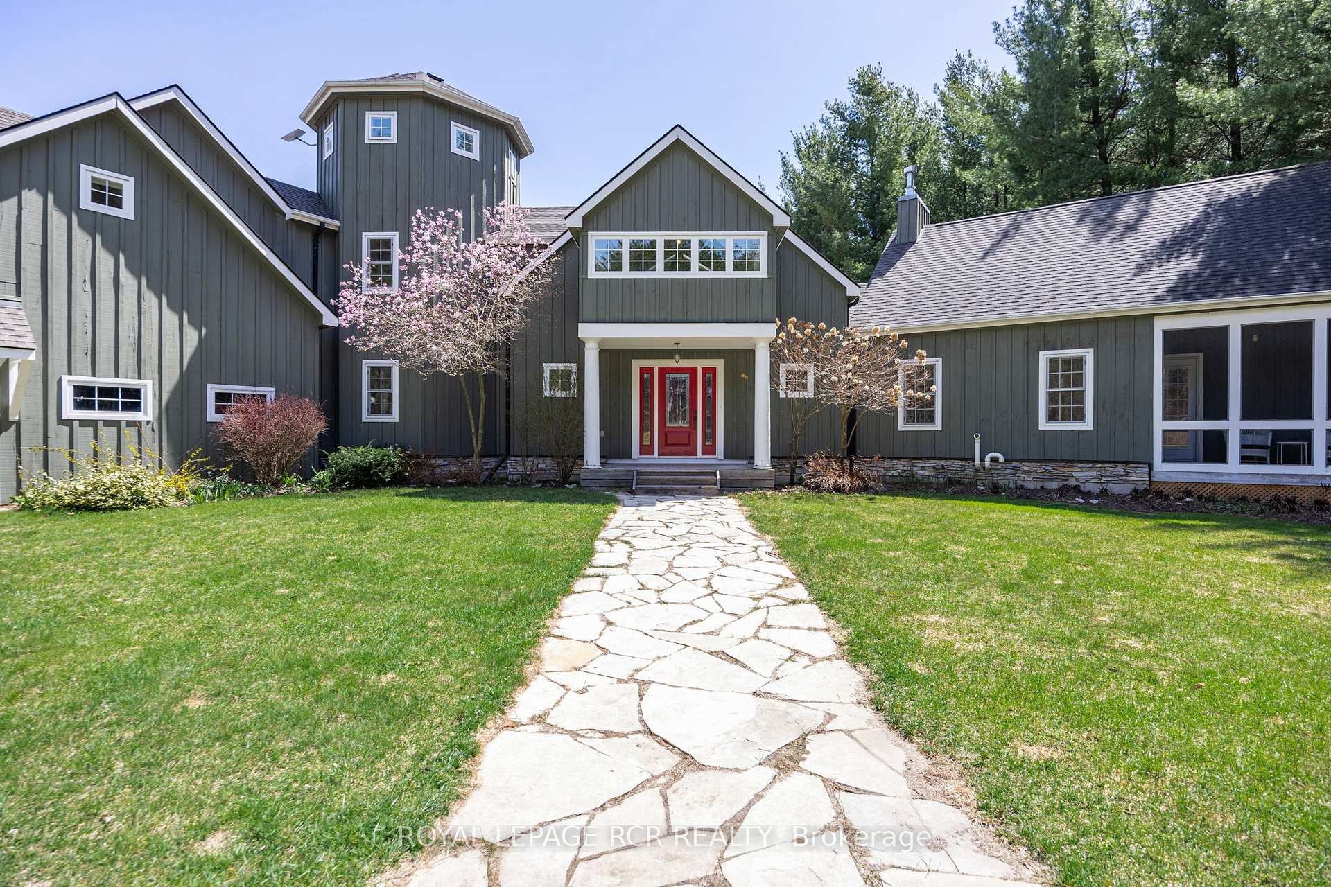 









428510


25th

Side Road,
Mono,




ON
L9V 1G4

